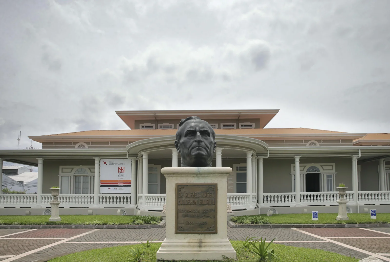 Casa patrimonial que alberga el Museo Rafael Ángel Calderón Guardia
